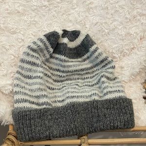 Hollister Soft Striped Beanie O/S UNISEX